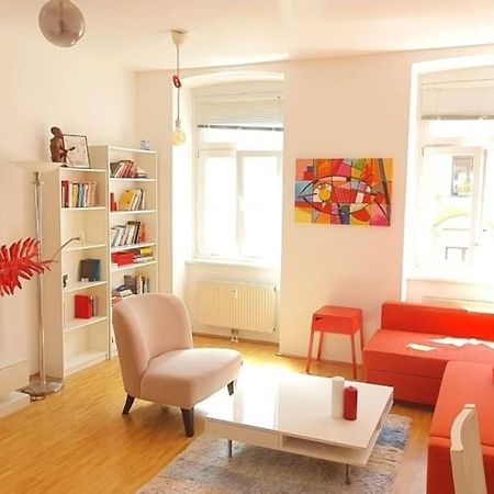 Your Sunny Home Away From Home 비엔나 외부 사진